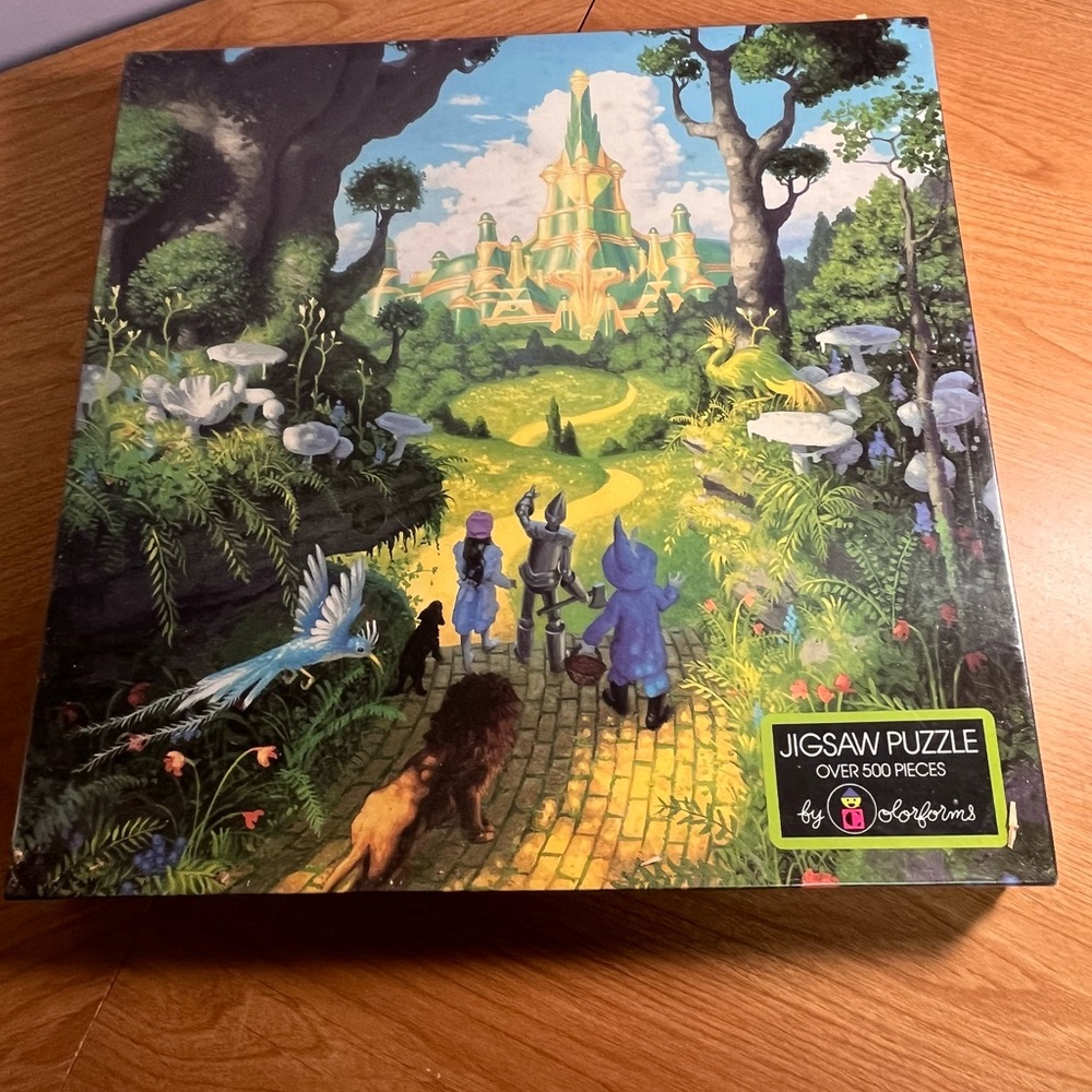 Wizard of OZ Yellow Brick Road Jigsaw Puzzle Over 500 Pieces Colorforms NIB